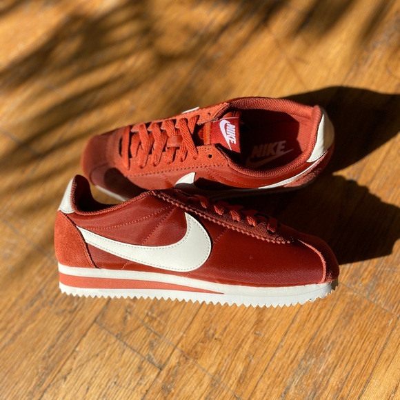 burnt orange nike cortez